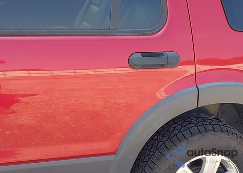 2006 Ford Explorer Xlt z USA, uszkodzony, nr VIN 1FMEU73826UA65658